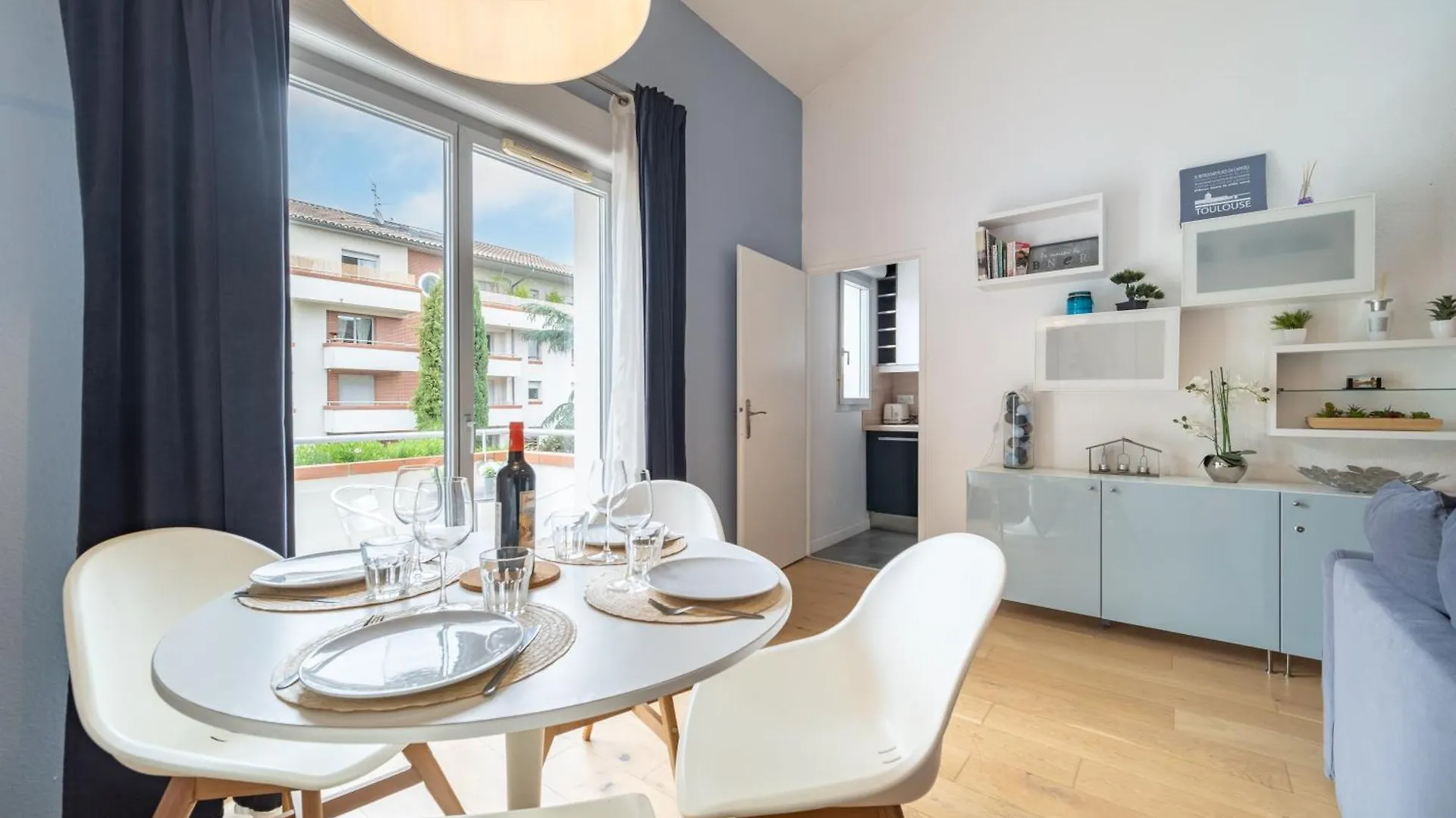 Cyrano Bnb - Duplex A Toulouse Pour 4 0*,